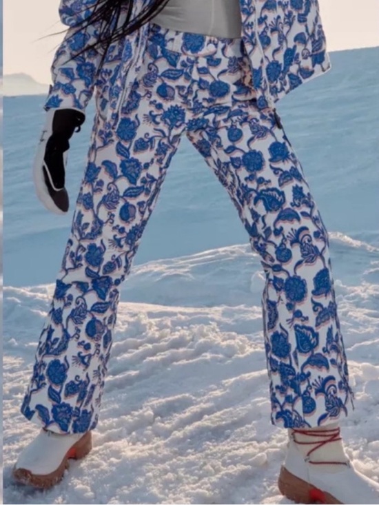 Free People Pants - NWT Free People Floral Print Snow Pants | Blue Pink White Ski Snowboard Pant